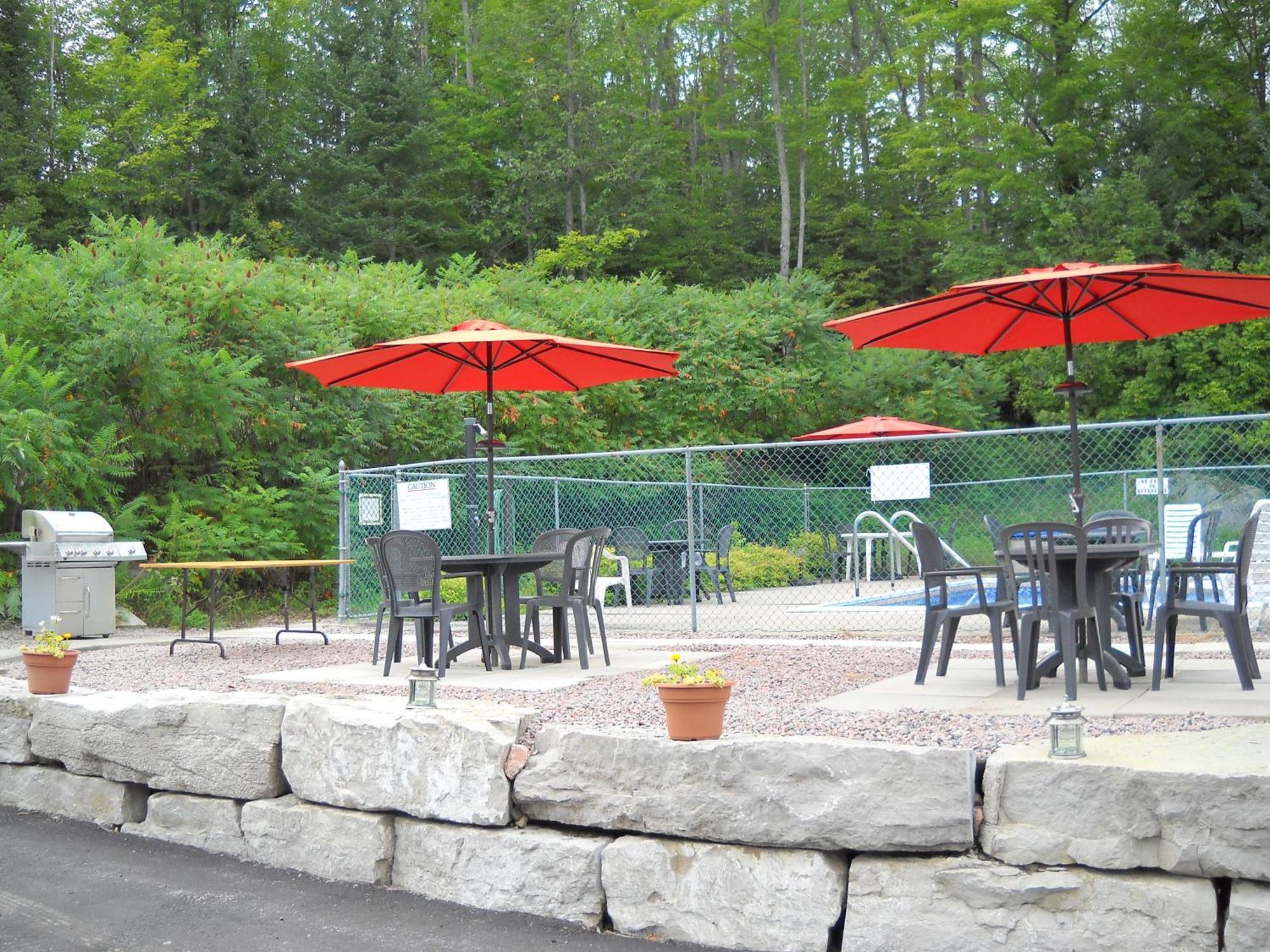 Lakeview Motel Haliburton Exteriör bild