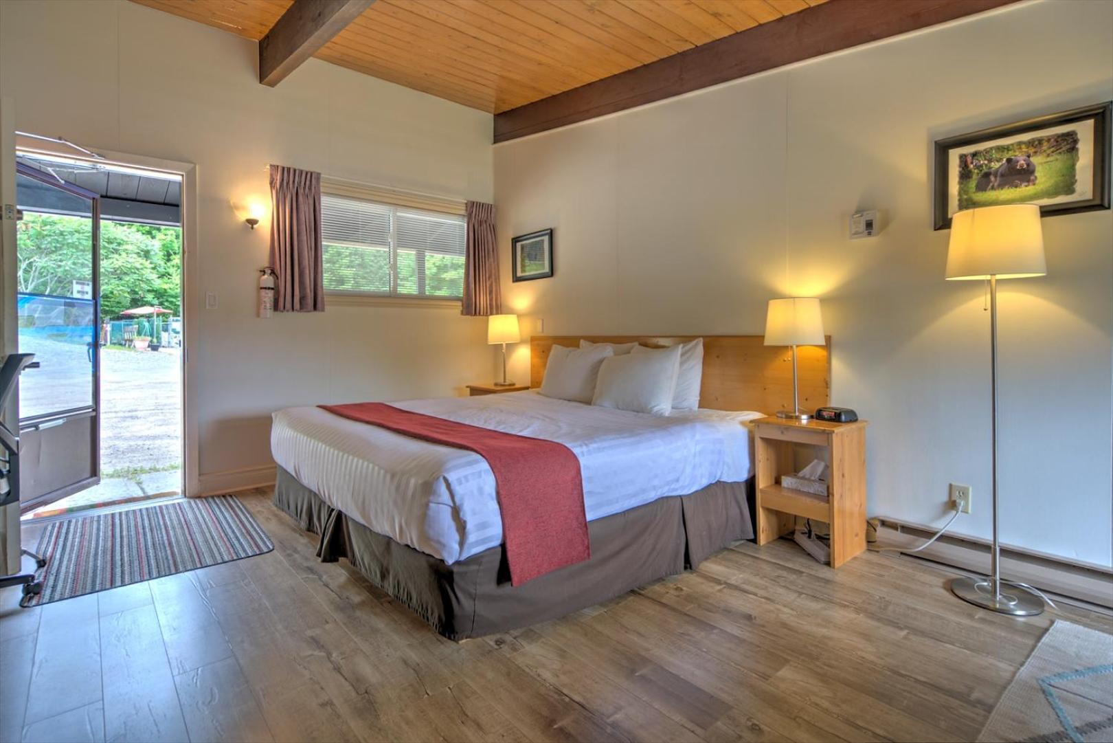 Lakeview Motel Haliburton Exteriör bild
