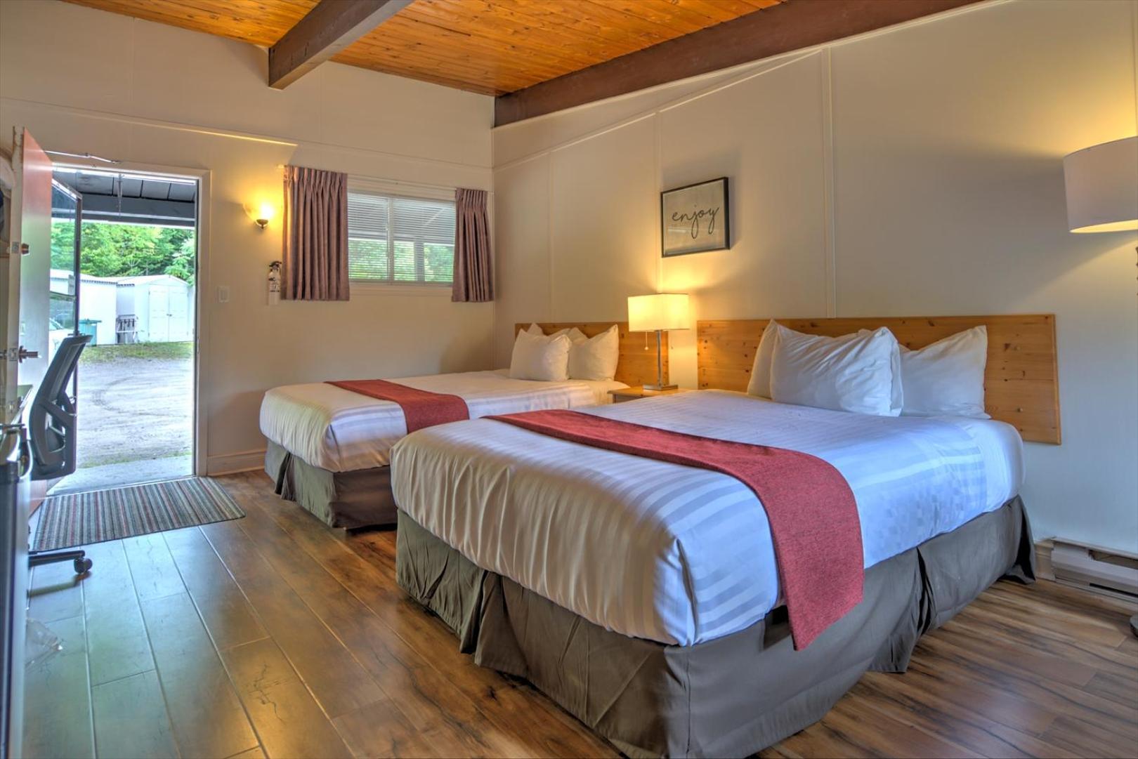 Lakeview Motel Haliburton Exteriör bild