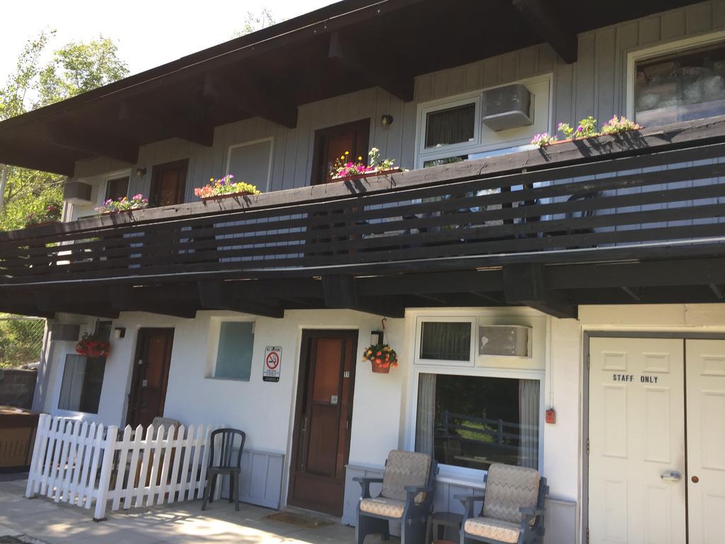 Lakeview Motel Haliburton Exteriör bild